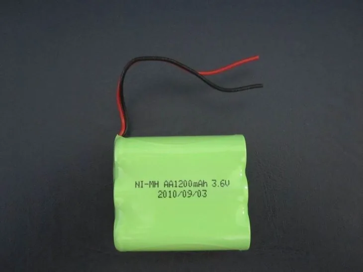 PIN H-AA 3.6V 1200 (NI-MH,3.6V 1200mAh) - Pin Phú Quý