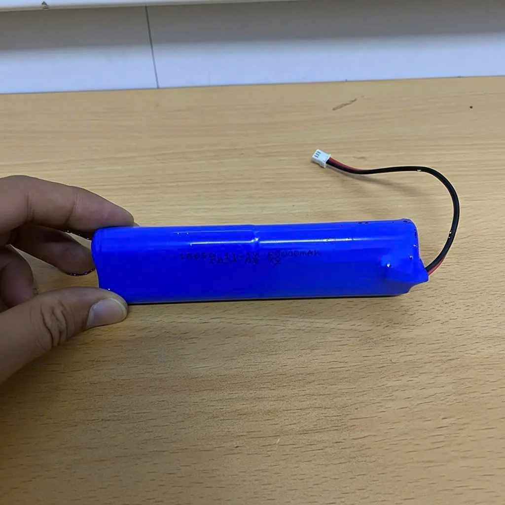 Pin thay thế cho quạt năng lượng mặt trời, Pin 12V lithium 18650 dung lượng lớn 6000mAh
