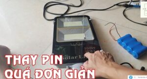 cách thay pin đèn năng lượng mặt trời